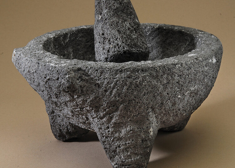 Metates y molcajetes