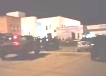 Grupo armado irrumpe en hospital de Zacatecas y secuestra a dos personas