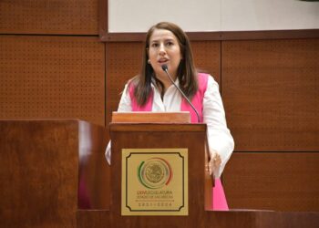 Proponen tipificar como delito el reclutamiento de niños a grupos armados