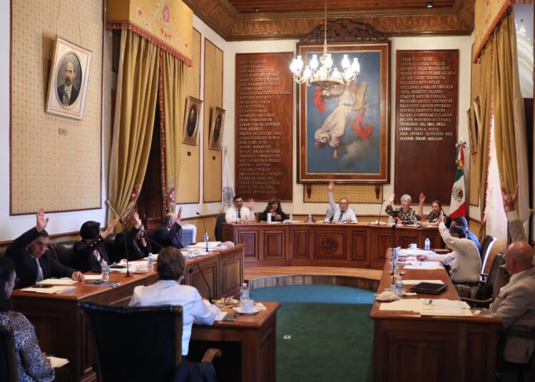 Arturo Nahle pide sensibilidad de los diputados en aprobación del presupuesto del TSJZ