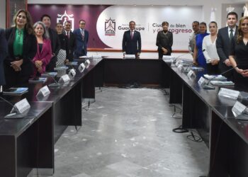 Rinde segundo Informe ante cabildo, el alcalde de Guadalupe, José Saldívar