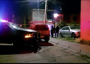 Grupo armado ataca a jóvenes afuera de una tienda en Villas de Guadalupe