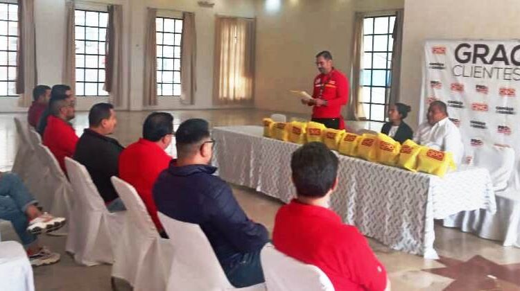 Redondeo de clientes beneficia a Banco de Alimentos de Río Grande