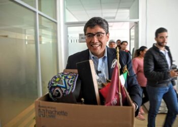 Saúl Monreal pide licencia por tiempo indefinido