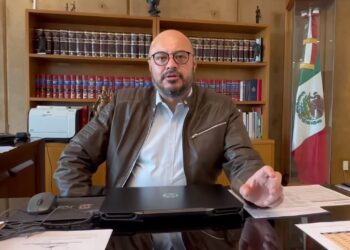 Fiscal niega aspiraciones electorales tras presentar su renuncia