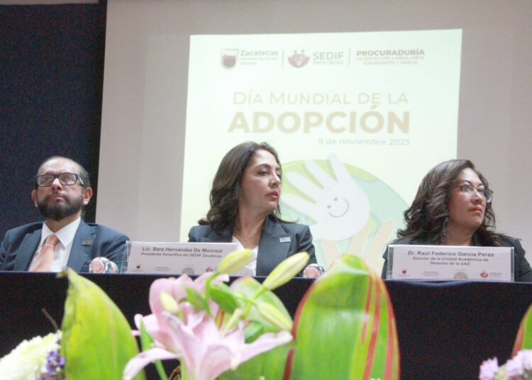 DIF y TSJEZ Conmemoran Día Mundial de la Adopción