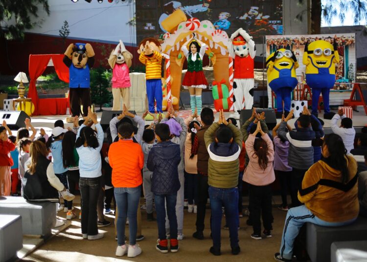 Festival navideño para los niños guadalupenses