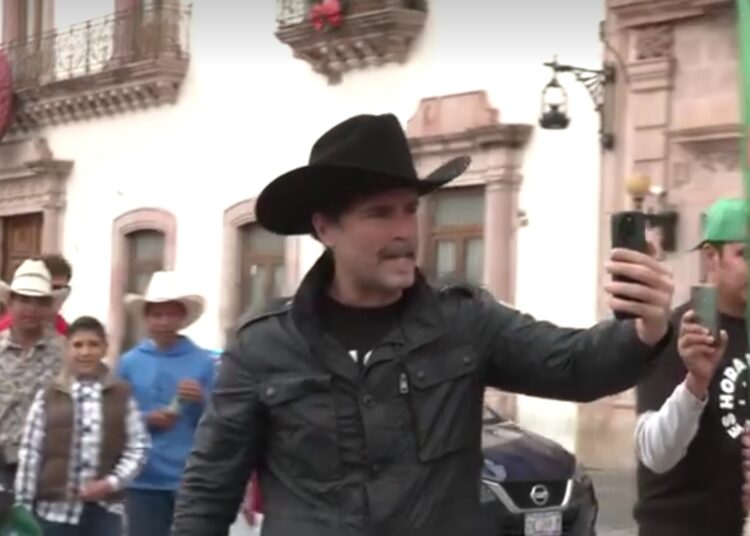 Eduardo Verástegui visita Zacatecas para recabar firmas