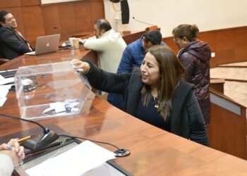 Después de 49 días, designan presidenta municipal sustituta en Fresnillo