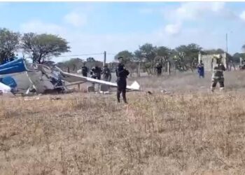 Se desploma avioneta en Aguascalientes; hay 2 heridos