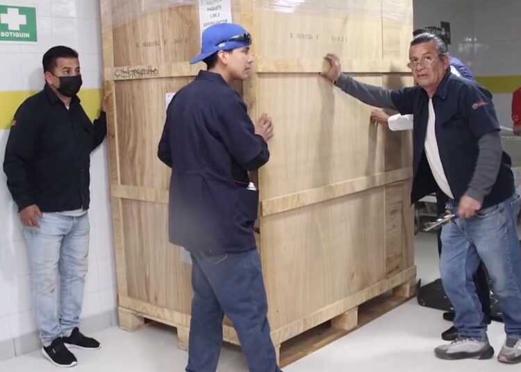 Llegan al ISSSTE Zacatecas equipo médico y mobiliario