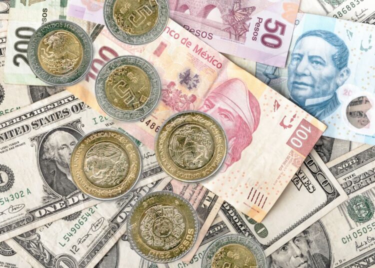 Superpeso podría registrar su peor semana desde octubre