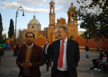 Estrechan lazos culturales Guadalupe y Canadá, con la visita de su embajador en México