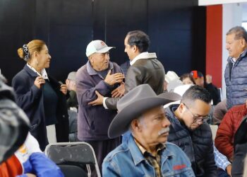 Pepe Saldivar informa sobre reglas de operación de programas rurales a productores de Guadalupe