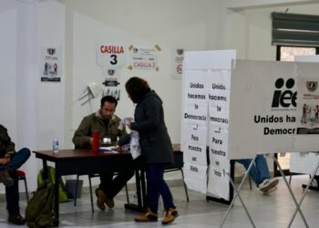 Apretada votación en SPAUAZ para definir huelga