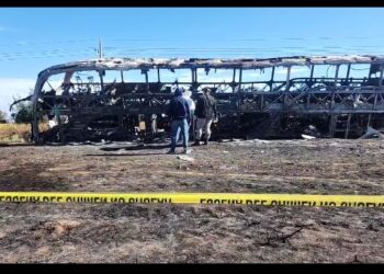 FOTO Luis Alberto Diaz y los noticieristas