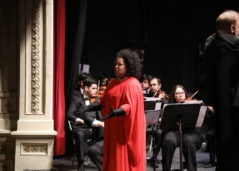 La soprano María Katzarava celebra 10 años de la Orquesta de Cámara de Zacatecas