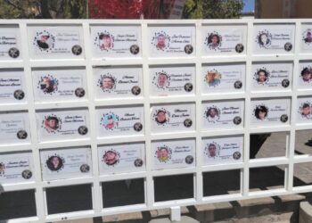 Familiares de desaparecidos erigen memorial por sus hijos e hijas en Jerez