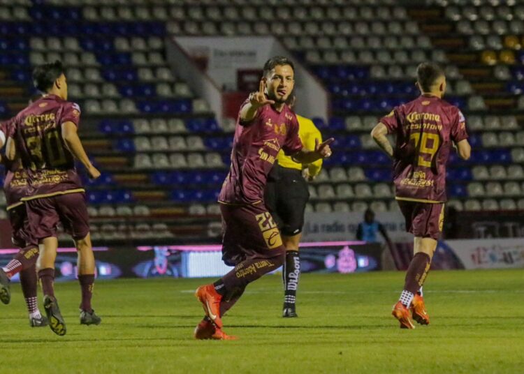Regresó la victoria para Mineros como local; gana 3-0 al Atlético La Paz