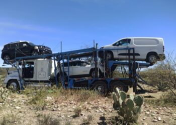 Recuperan Fuerzas de Reacción Inmediata un camión tipo  nodriza en Villa de Cos