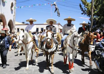Gran fiesta tradicional del Sábado de Gloria en Guadalupe; participan 500 cabalgantes