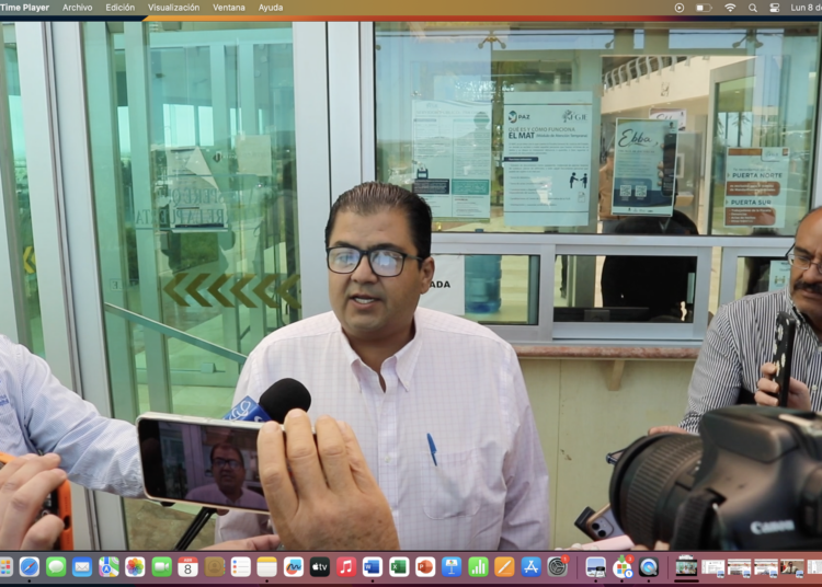 Roberto Luévano interpone denuncia en Fiscalía contra la Secretaría de la Función Pública