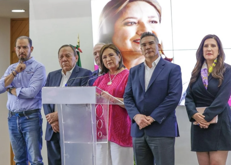 Xóchitl Gálvez le pide al INE cancelar las “mañaneras” de AMLO por “incontinencia”