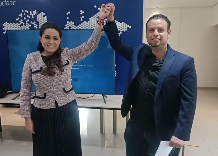 Exhorta Miguel Varela al voto útil, a los zacatecanos residentes en Aguascalientes