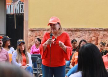 La nueva política será legislar para garantizar el abasto de agua a la población: Tere Villegas