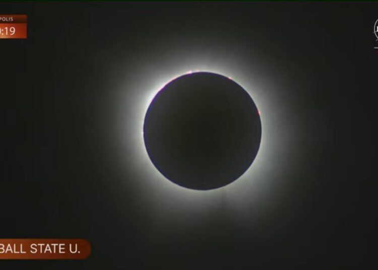 Momento exacto en el que oscure en Mazatlán por Eclipse Solar 2024