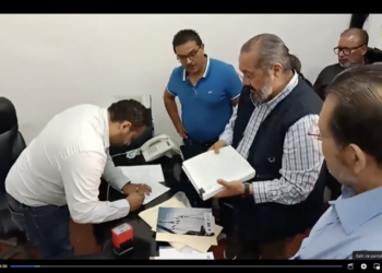 Solicitan universitarios al Consejo que no se prolongue el periodo del rector de la UAZ