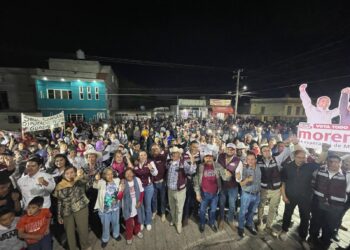 Intensifica Pepe Saldivar su campaña en comunidades; recibe apoyo de familias