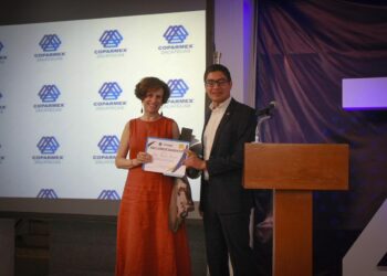 La Escritora Denise Dresser invita a la ciudadanía a ejercer un voto consciente y reflexivo