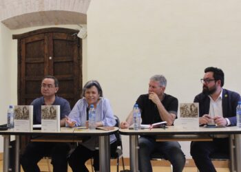 Presentan el libro “La Revolución de las provincias” de Mariana Terán y Manuel Chust