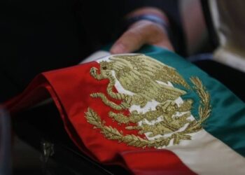 Código político: Las reformas, papa caliente de Sheinbaum