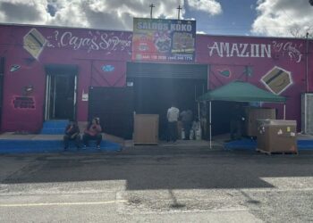 “Saldos Koko” regala mercancía antes de que el SAT decomisara todo en Tijuana