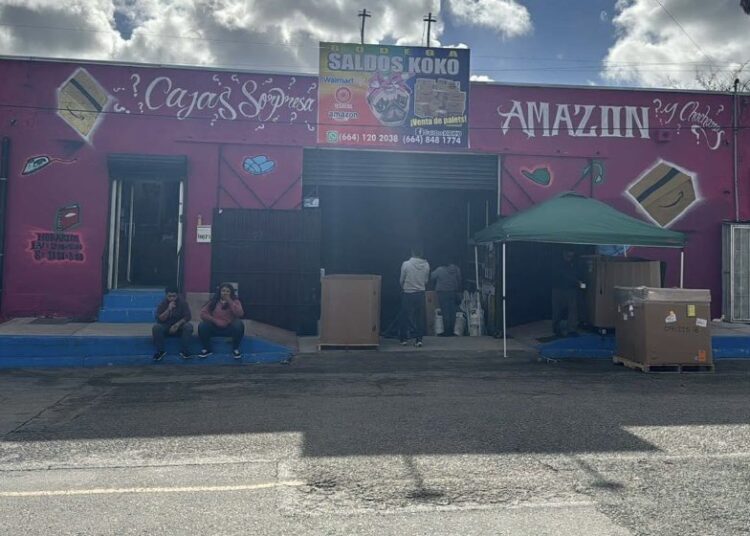 “Saldos Koko” regala mercancía antes de que el SAT decomisara todo en Tijuana