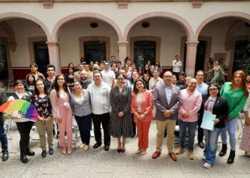 La UAZ realiza conversatorio, visibilizando las diversidades
