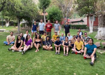 Alegre convivencia entre estudiantes del TSU  de la UAZ y maestros