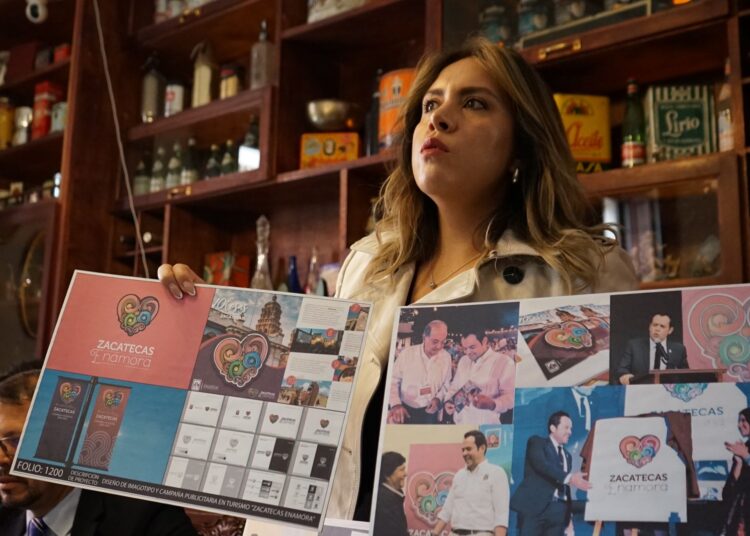 Diseñadora denuncia incumplimiento de Ulises Mejía, por $410,000