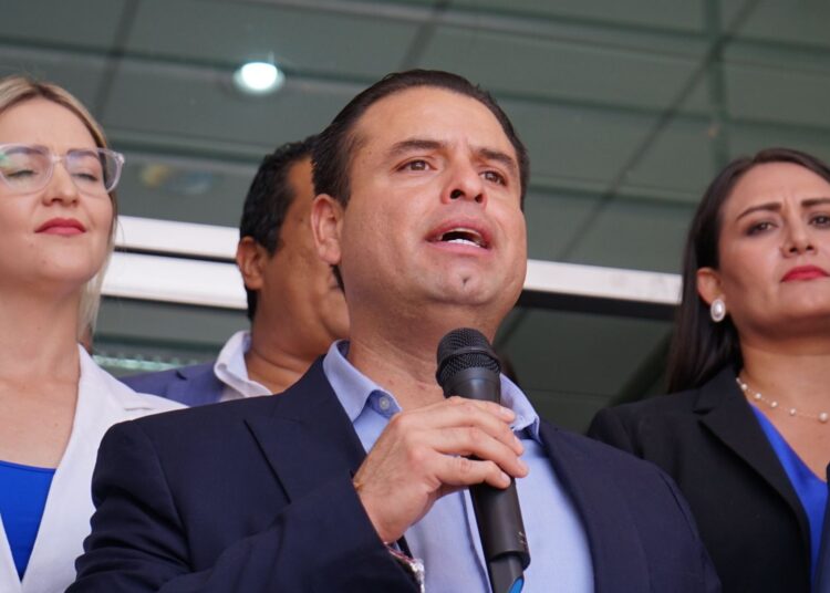 Miguel Varela pelea su triunfo electoral al TRIJEZ; exige se respete el voto ciudadano