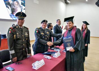 Se gradúan 170 licenciados en Seguridad Pública y Maestros en Derecho Penal