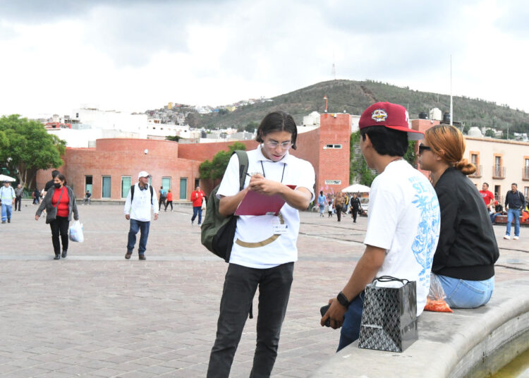 Aplican encuesta sobre viabilidad del Segundo Piso en el bulevar