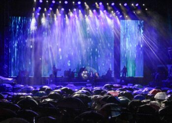 Los Ángeles Negros invaden con nostalgia y recuerdos el Jardín Juárez