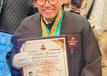 Saúl Monreal recibe doctorado Honoris Causa, por el Instituto Mexicano de Líderes de Excelencia