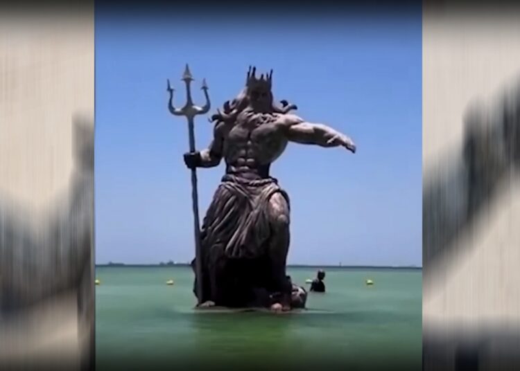 Clausuran estatua de Poseidón en Yucatán; esta es la razón