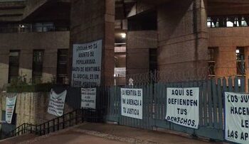 Suspenden ministros de la Corte sesión ante protestas de trabajadores contra la reforma judicial