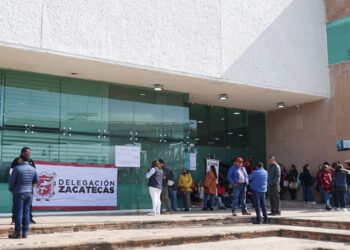 Toman instalaciones de presidencia Zacatecas; Jorge Miranda no pagó bono trianual