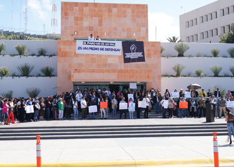 Barras y colegios de abogados zatecanos, se solidarizan con protesta contra reforma judicial