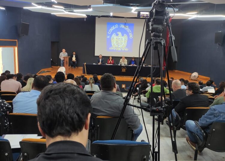 La UAZ debe al ISSSTE 3,383 MDP: Contralor; El rector quiere endeudar a la UAZ con 1,500 MDP: SPAUAZ